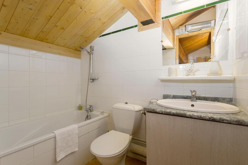 Madame Vacances Les Chalets Du Praz Ла План Стая снимка