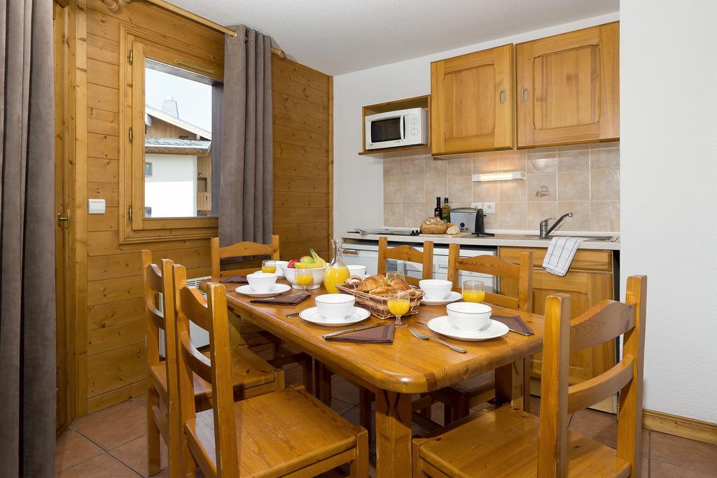 Madame Vacances Les Chalets Du Praz Ла План Стая снимка