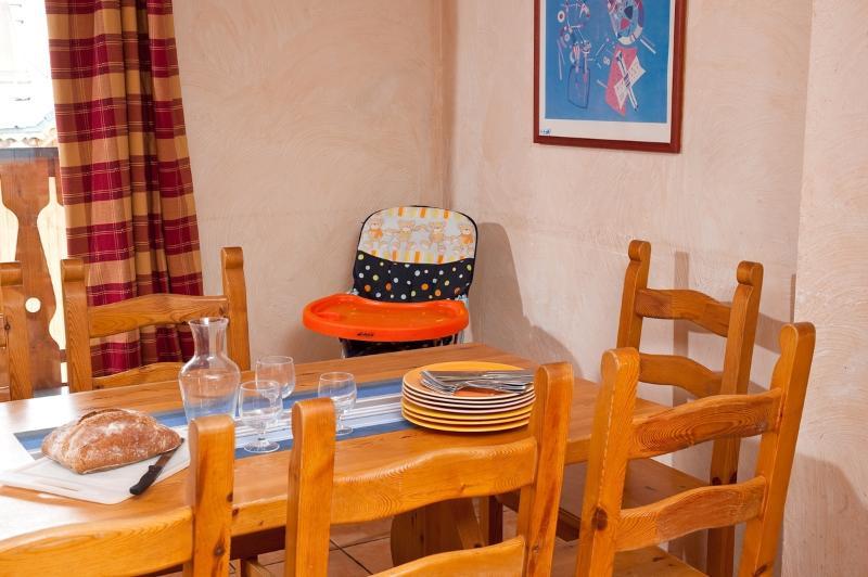 Madame Vacances Les Chalets Du Praz Ла План Екстериор снимка