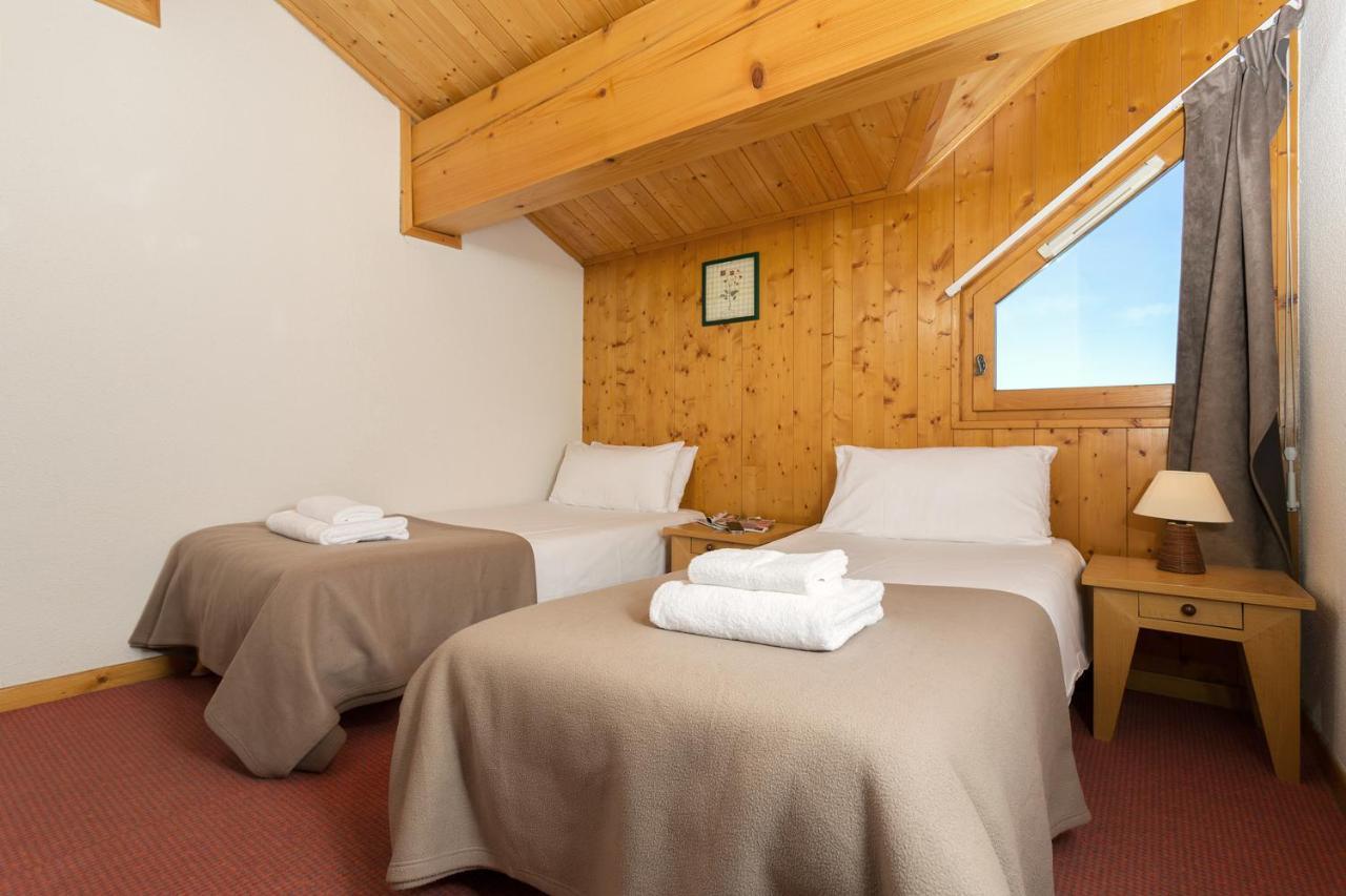Madame Vacances Les Chalets Du Praz Ла План Екстериор снимка